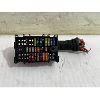 CAJA RELES / FUSIBLES 7H0937617 