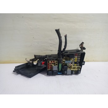 CAJA RELES / FUSIBLES 318789120 