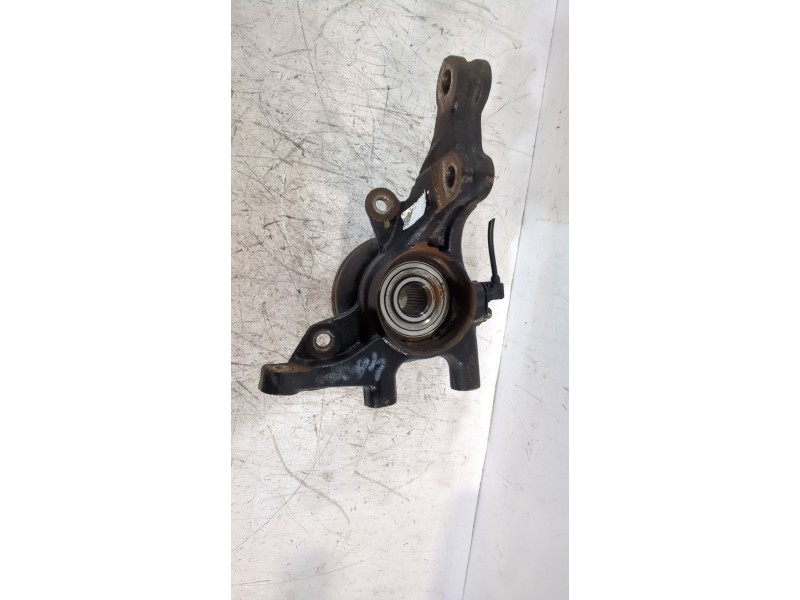 Recambio de mangueta delantera izquierda para kia cee´d hatchback (ed) 1.6 crdi 90 referencia OEM IAM 517152H100  