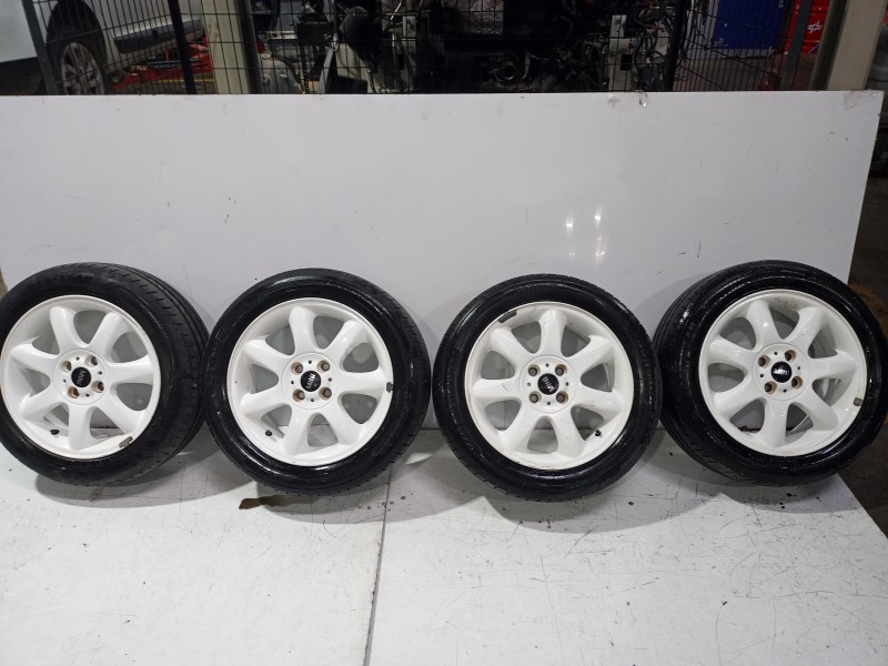 Recambio de juego llantas para mini mini (r56) cooper referencia OEM IAM 6775800  