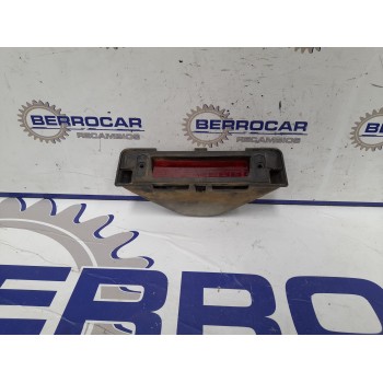 Recambio de luz central de freno para land rover discovery referencia OEM IAM   