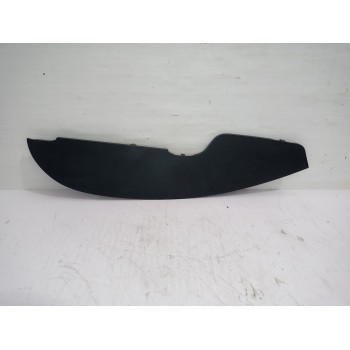Recambio de moldura para renault scenic iii bose edition referencia OEM IAM 682400015R  