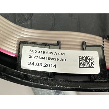 Recambio de volante para skoda yeti active referencia OEM IAM 5E0419685A  
