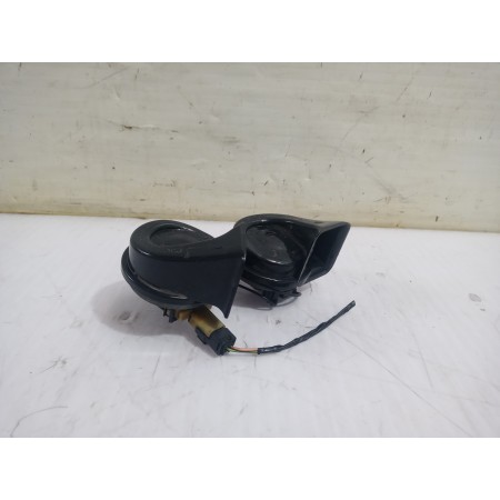 Recambio de claxon para peugeot 508 allure referencia OEM IAM 703881157  