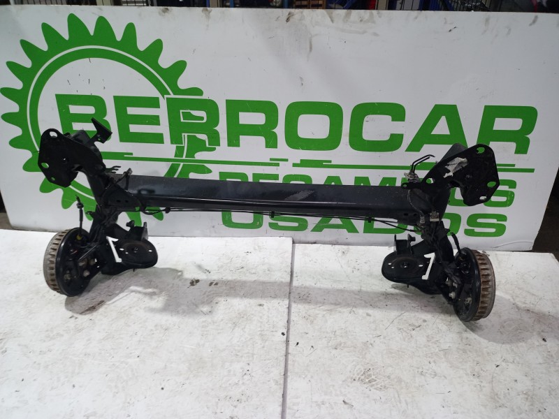 Recambio de puente trasero para renault kangoo profesional referencia OEM IAM 555118735R  