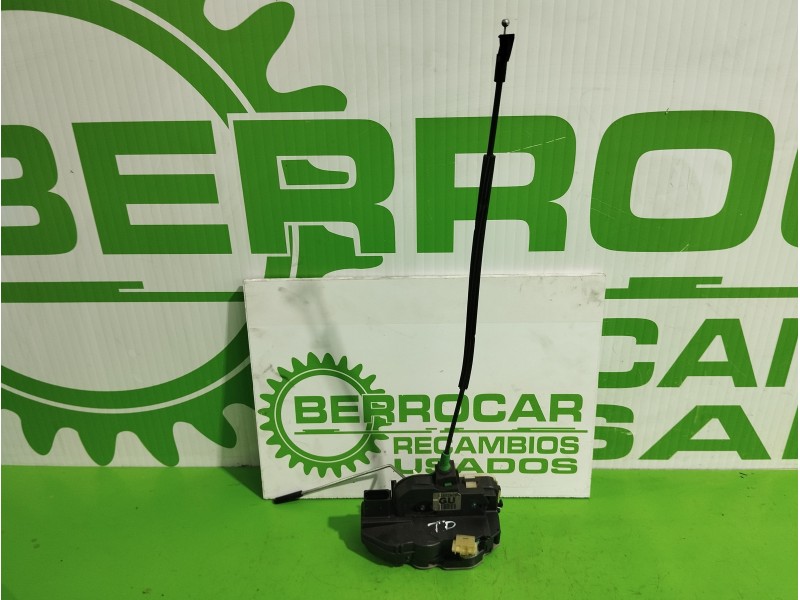 Recambio de cerradura puerta trasera derecha para opel insignia berlina 2.0 cdti cat referencia OEM IAM 13503808  