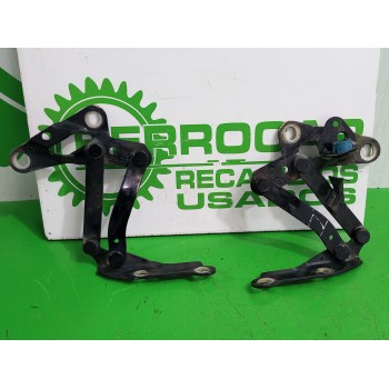 BISAGRAS CAPOT 7M3823301A / 7M3823302A 