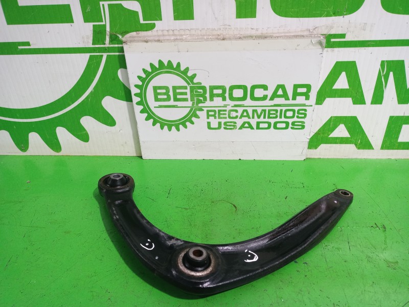 Recambio de brazo suspension inferior delantero derecho para citroën c4 grand picasso exclusive referencia OEM IAM 3521P3  