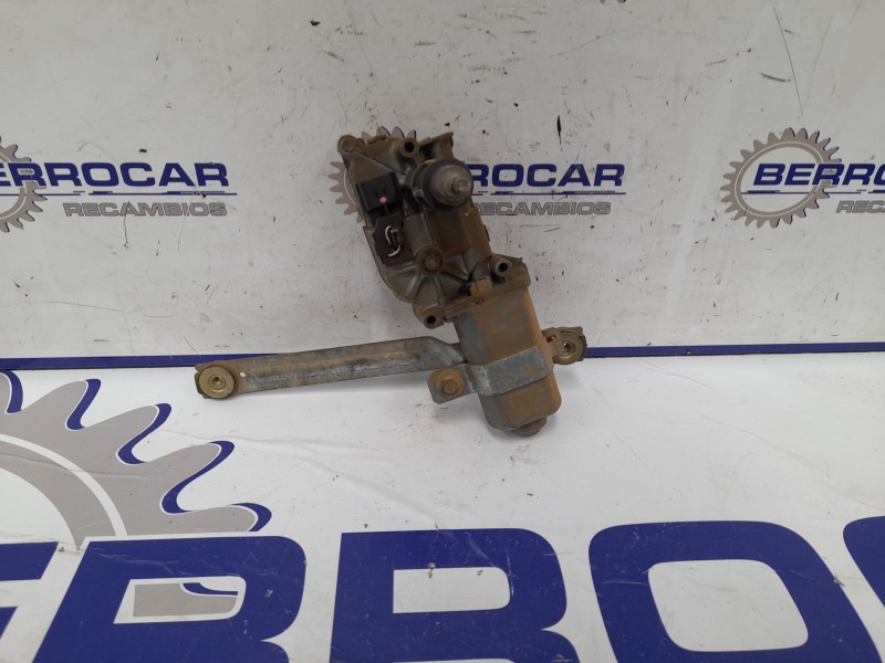 Recambio de motor limpia trasero para land rover discovery referencia OEM IAM DLB101640  