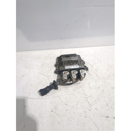 Recambio de centralita motor uce para ford focus c-max (dm2) 2.0 tdci referencia OEM IAM 3M5112A650AA  