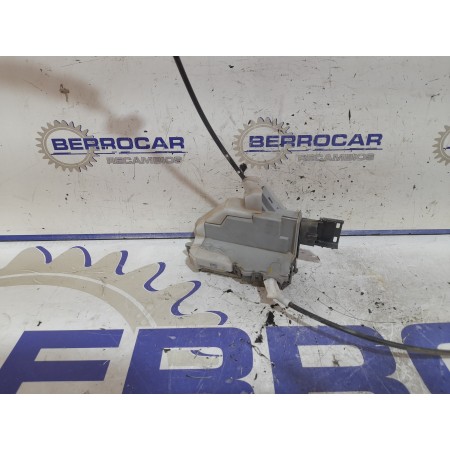 Recambio de cerradura puerta trasera derecha para peugeot 5008 2.0 blue-hdi fap referencia OEM IAM 732301  