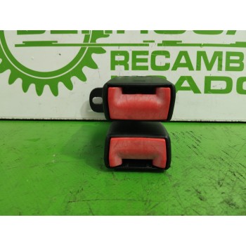 Recambio de enganche cinturon para ford focus berlina (cap) 1.6 16v cat referencia OEM IAM 1790511  