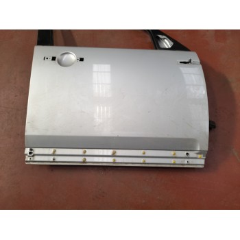 Recambio de puerta delantera derecha para land rover discovery referencia OEM IAM   