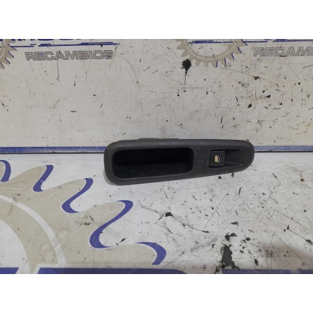 Recambio de mando elevalunas trasero izquierdo para peugeot 5008 2.0 blue-hdi fap referencia OEM IAM 96652794ZD  