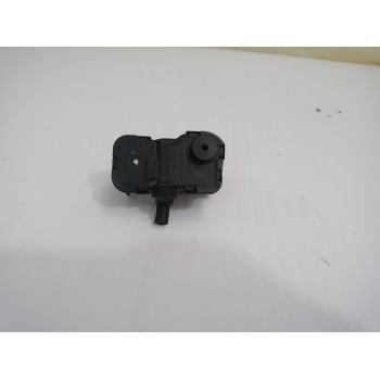 Recambio de motor tapa combustible para volkswagen polo (6c1) advance bluemotion referencia OEM IAM 6R0810773F  