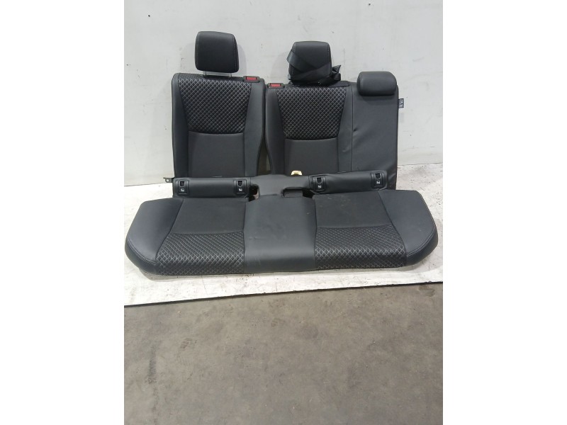 Recambio de asientos traseros para toyota yaris (_p21_, _pa1_, _ph1_) 1.5 hybrid (mxph11) referencia OEM IAM 71503K0030  