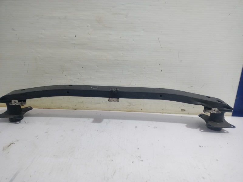 Recambio de refuerzo paragolpes delantero para peugeot 508 allure referencia OEM IAM 9688346780  