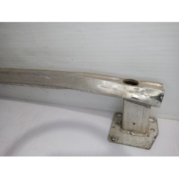 Recambio de refuerzo paragolpes trasero para renault scenic iii bose edition referencia OEM IAM 756100011R  