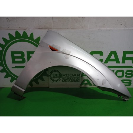 Recambio de aleta delantera derecha para ford focus berlina (cak) trend referencia OEM IAM 1350731  