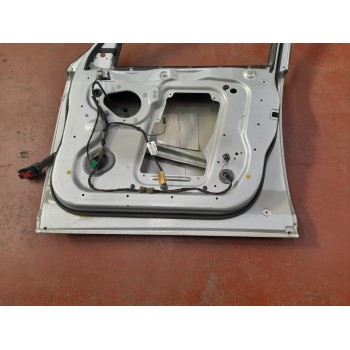 Recambio de puerta delantera derecha para land rover discovery referencia OEM IAM   