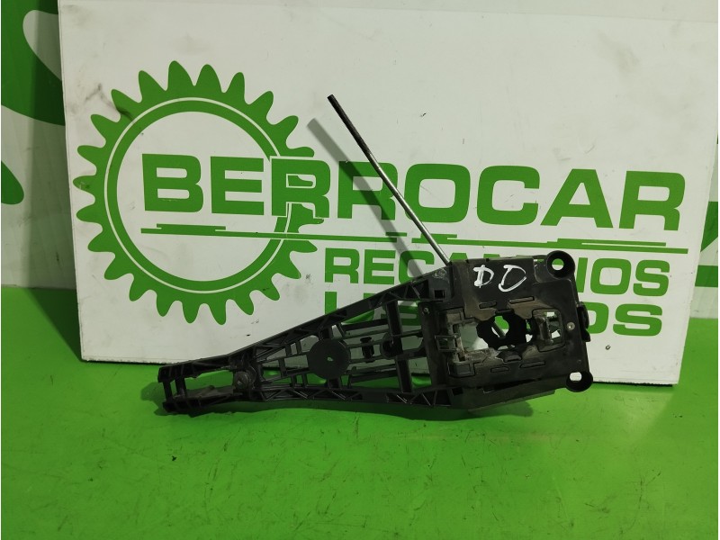 Recambio de maneta exterior delantera derecha para opel insignia berlina 2.0 cdti cat referencia OEM IAM 14096401RH  