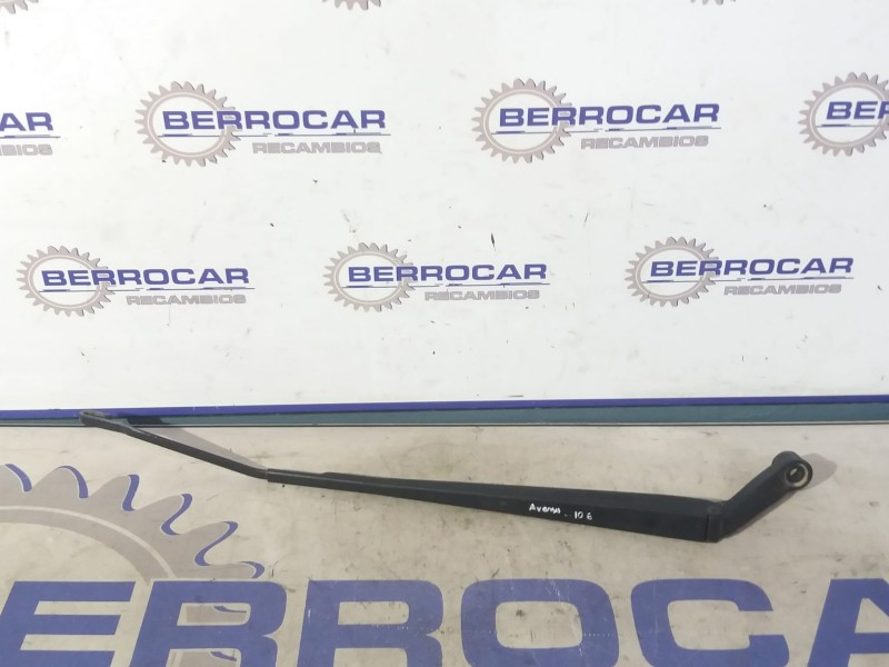 Recambio de brazo limpia delantero izquierdo para toyota avensis berlina (t25) 1.8 16v cat referencia OEM IAM 8522105070  