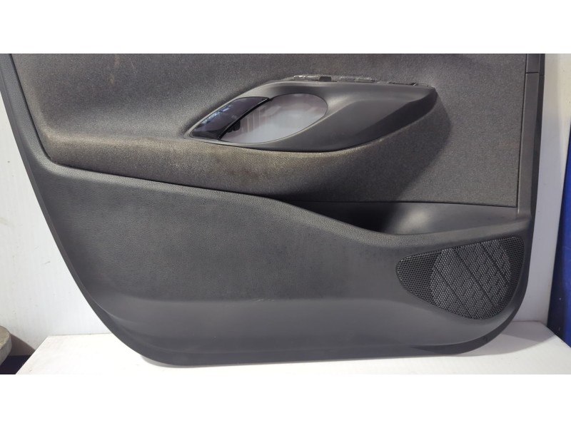 Recambio de guarnecido puerta delantera izquierda para toyota yaris (_p21_, _pa1_, _ph1_) 1.5 hybrid (mxph11) referencia OEM IAM
