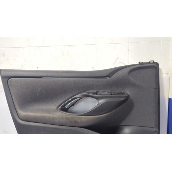 Recambio de guarnecido puerta delantera izquierda para toyota yaris (_p21_, _pa1_, _ph1_) 1.5 hybrid (mxph11) referencia OEM IAM