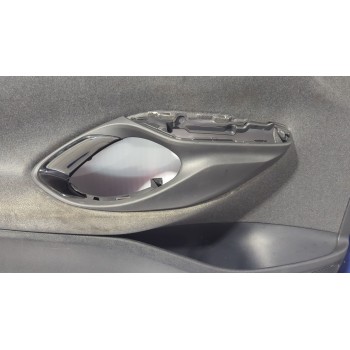 Recambio de guarnecido puerta delantera izquierda para toyota yaris (_p21_, _pa1_, _ph1_) 1.5 hybrid (mxph11) referencia OEM IAM