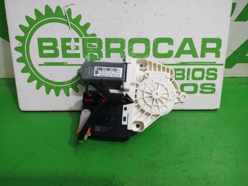 Recambio de motor elevalunas delantero izquierdo para seat altea xl (5p5) style ecomotive referencia OEM IAM 5P0837401AF  