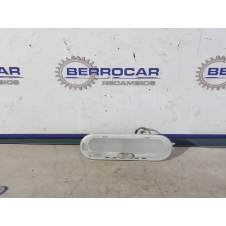Recambio de luz interior para renault kangoo 1.5 dci diesel fap referencia OEM IAM 8200074362  