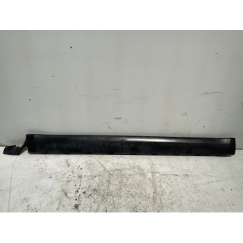 Recambio de faldon lateral para skoda yeti active referencia OEM IAM 5L0853856C  