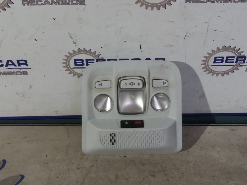 Recambio de luz interior para peugeot 208 1.6 blue-hdi fap referencia OEM IAM 96738108  