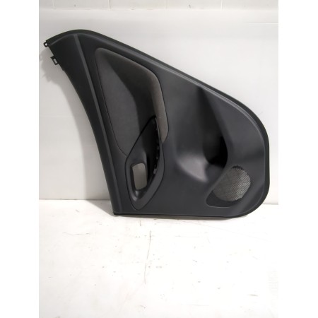 Recambio de guarnecido puerta trasera derecha para toyota yaris (_p21_, _pa1_, _ph1_) 1.5 hybrid (mxph11) referencia OEM IAM 676