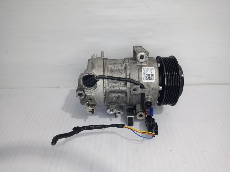 Recambio de compresor aire acondicionado para hyundai i20 (bc3) essence mild-hybrid referencia OEM IAM 6HV12E  