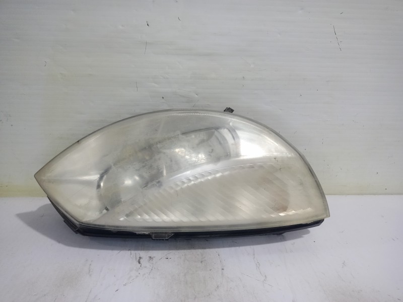 Recambio de faro derecho para renault scenic ii authentique referencia OEM IAM 260102336R  