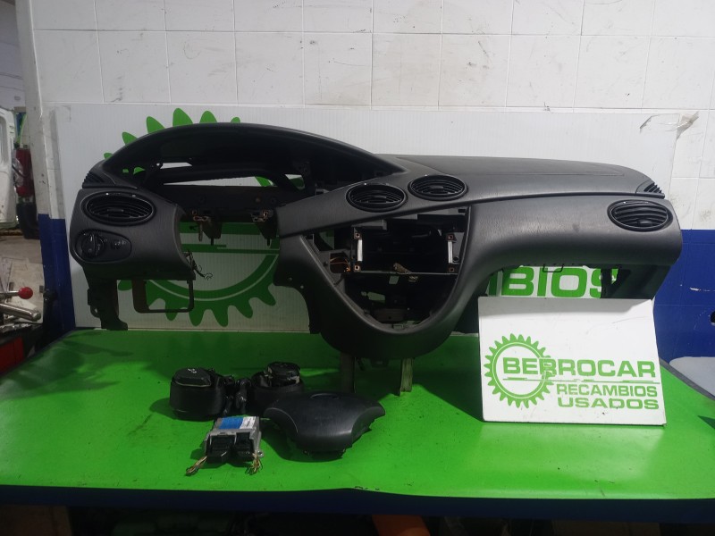 Recambio de kit airbag para ford focus berlina (cak) ambiente referencia OEM IAM 1141455  