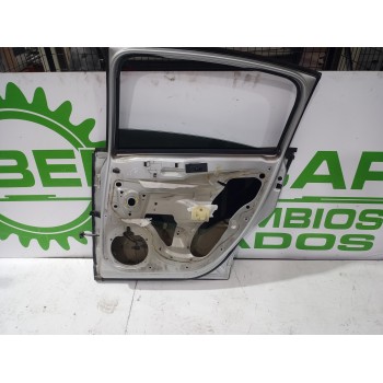 Recambio de puerta trasera derecha para citroën c4 berlina 1.6 16v hdi referencia OEM IAM 9008N4  