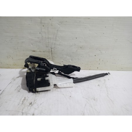 Recambio de cerradura puerta delantera derecha para hyundai ix35 (lm, el, elh) 2.0 crdi 4wd referencia OEM IAM 813202Y000  