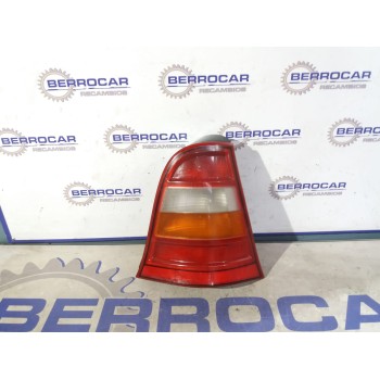 PILOTO TRASERO DERECHO A 168 820 02 64 