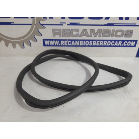 Recambio de goma contorno para mercedes-benz clase e (w212) lim. 2.1 cdi cat referencia OEM IAM A2126970051  