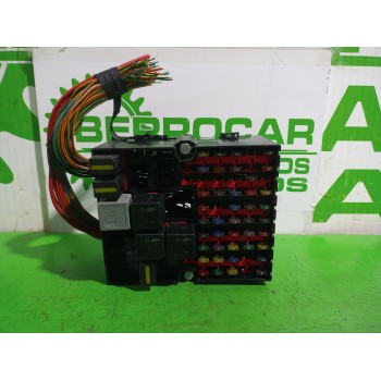Recambio de caja reles / fusibles para ford fiesta (cbk) ambiente referencia OEM IAM 2S6T14401  