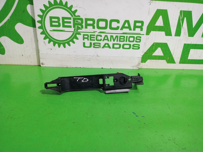 Recambio de maneta exterior trasera derecha para ford focus berlina (cak) trend referencia OEM IAM 1132821  