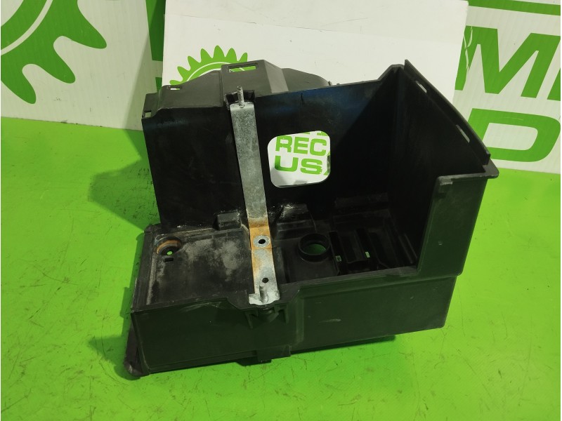 Recambio de soporte bateria para ford focus berlina (cap) 1.6 16v cat referencia OEM IAM 3M5110723AN  