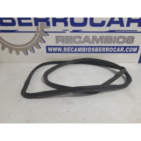 Recambio de goma contorno para mercedes-benz clase e (w212) lim. 2.1 cdi cat referencia OEM IAM A2136970900  