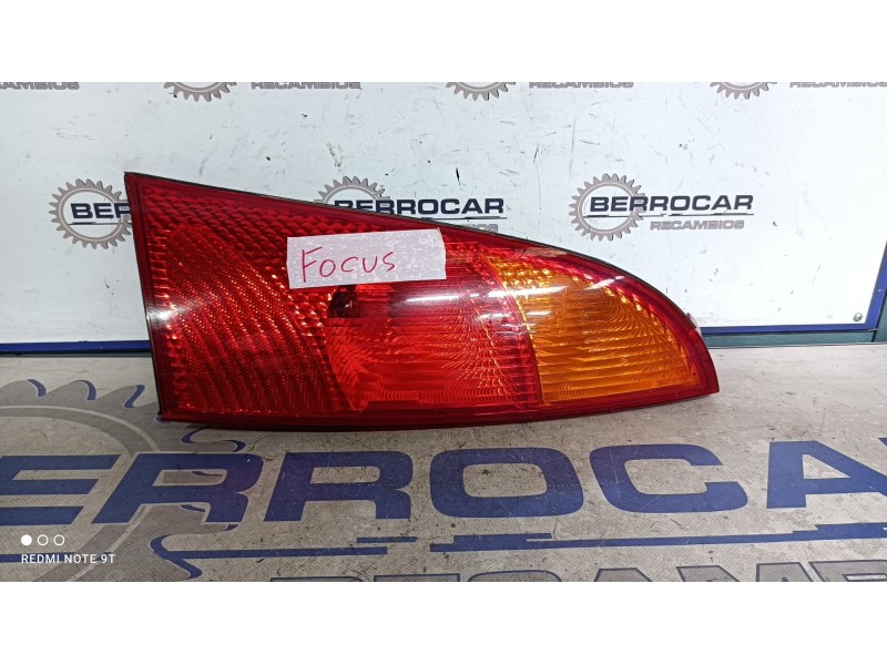 Recambio de piloto trasero derecho para ford focus berlina (cak) referencia OEM IAM 1M513404  