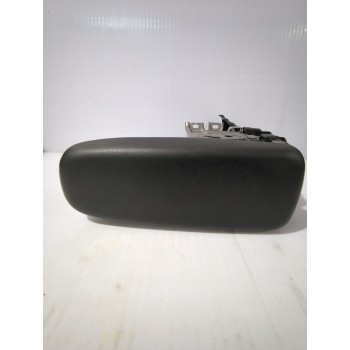 Recambio de apoyabrazos central para toyota yaris (_p21_, _pa1_, _ph1_) 1.5 hybrid (mxph11) referencia OEM IAM 58961k0020  