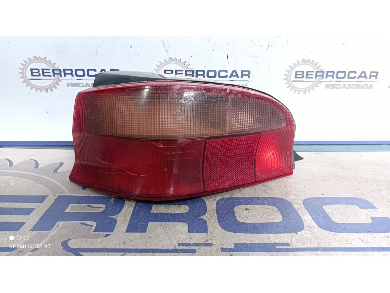 Recambio de piloto trasero izquierdo para citroën saxo referencia OEM IAM E25061  