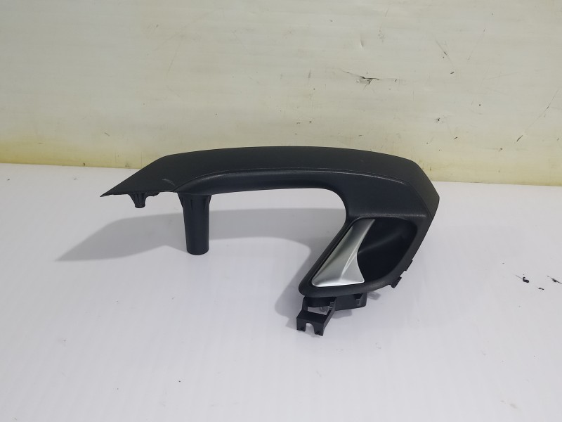 Recambio de maneta interior delantera derecha para volkswagen polo (6c1) advance bluemotion referencia OEM IAM 6R0867172L / 6R08