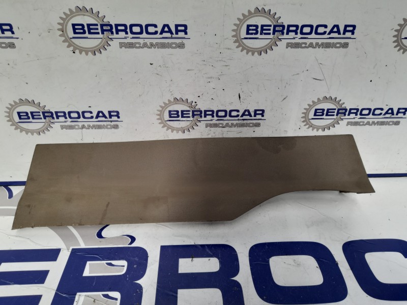 Recambio de moldura lateral para land rover discovery referencia OEM IAM EBV500032PVJ00  
